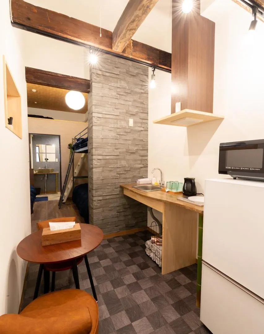 Localnism Guest House Osaka 0*,