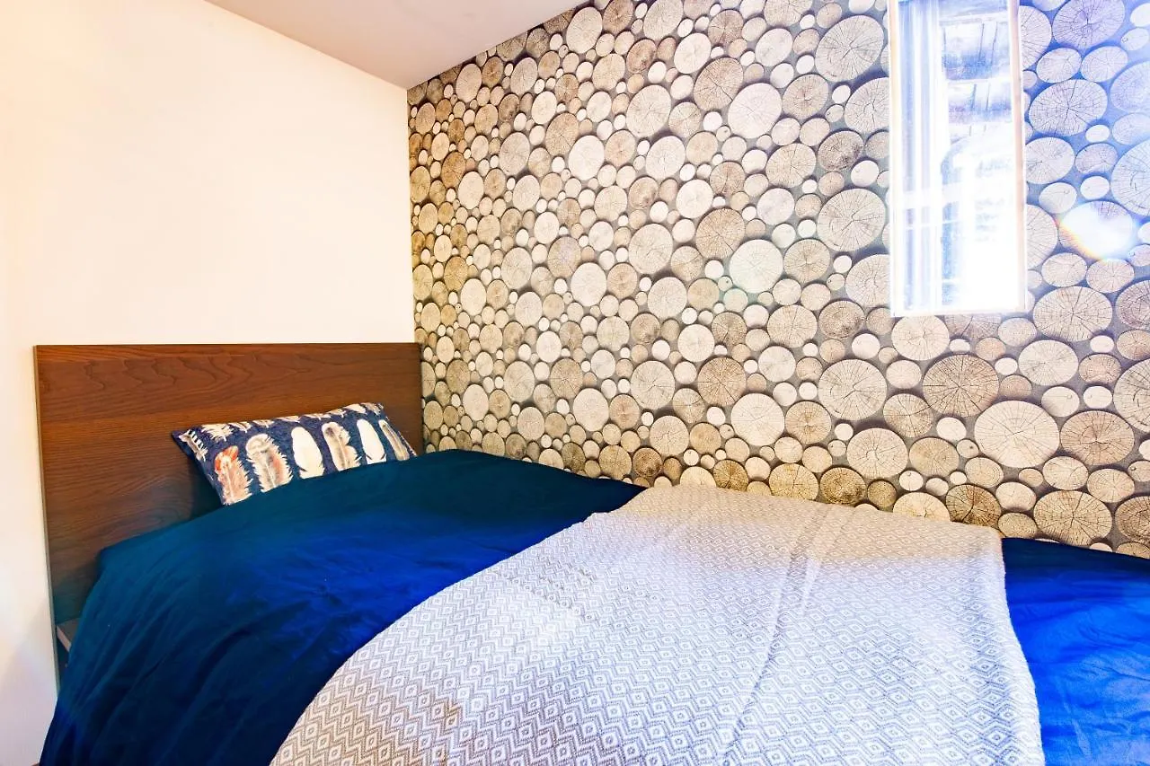 Localnism Guest House Osaka Japan